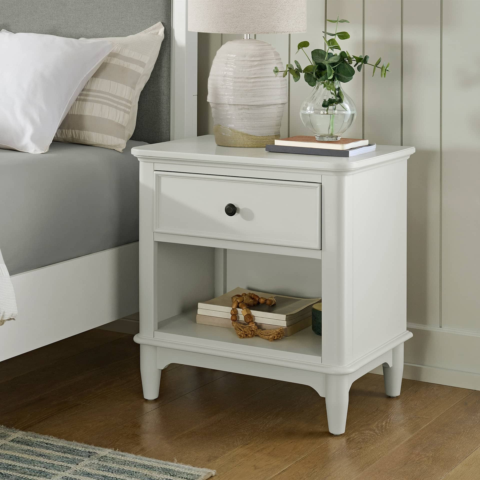 Universal Broadmoore Lila Nightstand, White