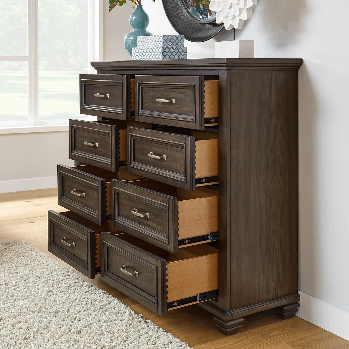 Branson 8 Drawer Chest image 4