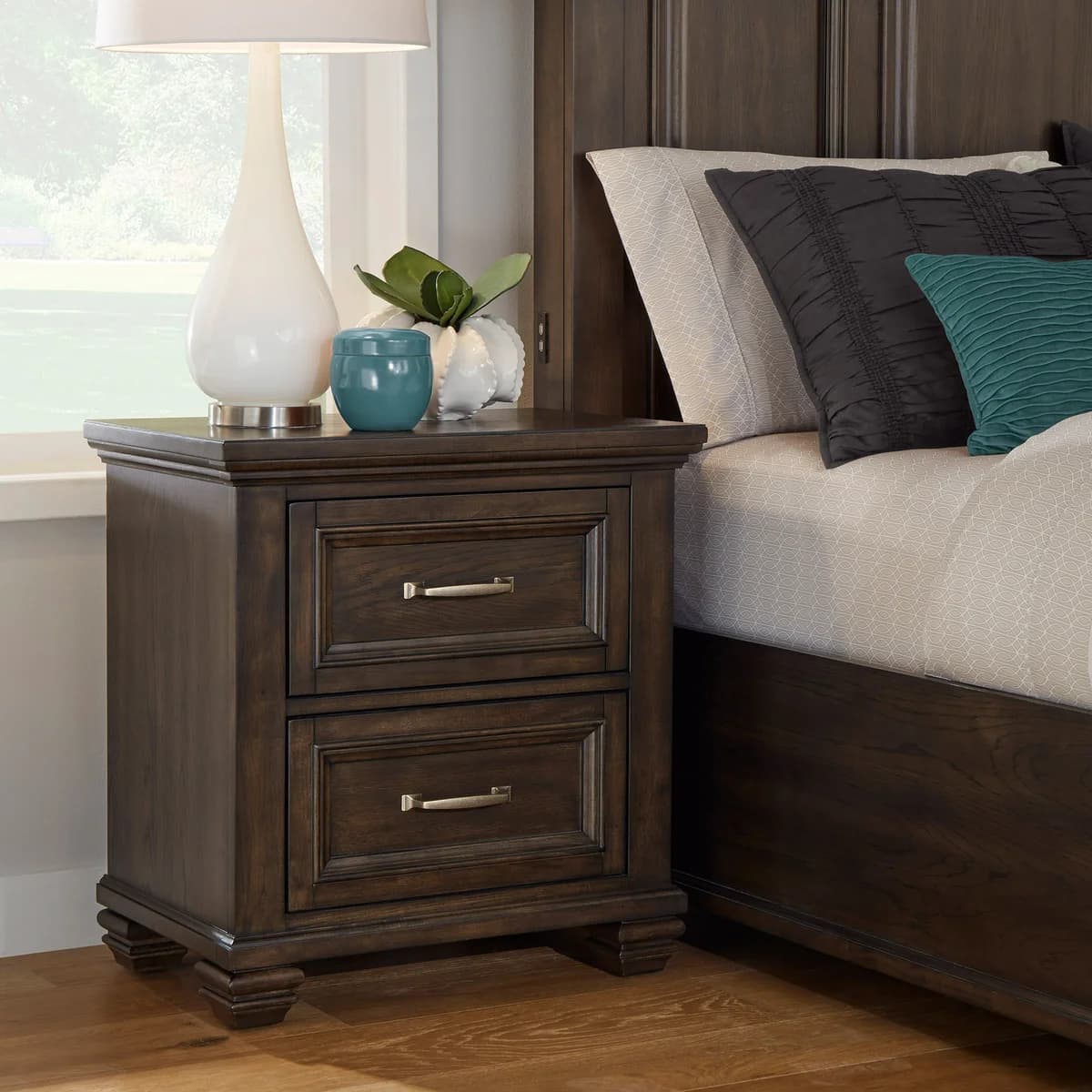 Universal Broadmoore Branson Nightstand