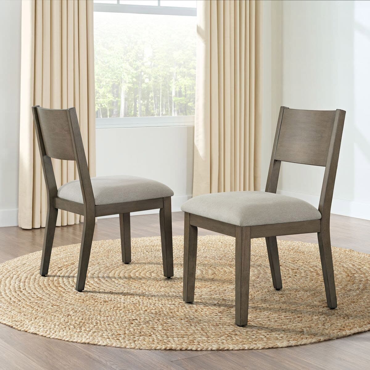 Gavin Lane 54" Round Dining Table and 4 Chairs image 7