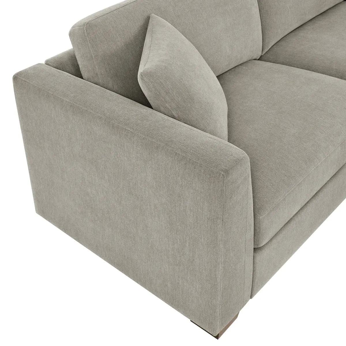 Thomasville Walsen Sectional with Storage Ottoman image 6