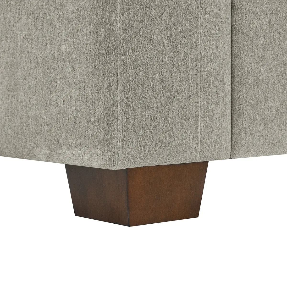 Thomasville Walsen Sectional with Storage Ottoman image 7